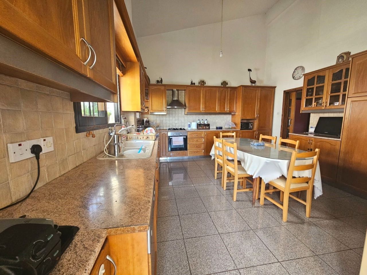 Вилла в Лимасоле, Кипр, 558 м² - фото 16