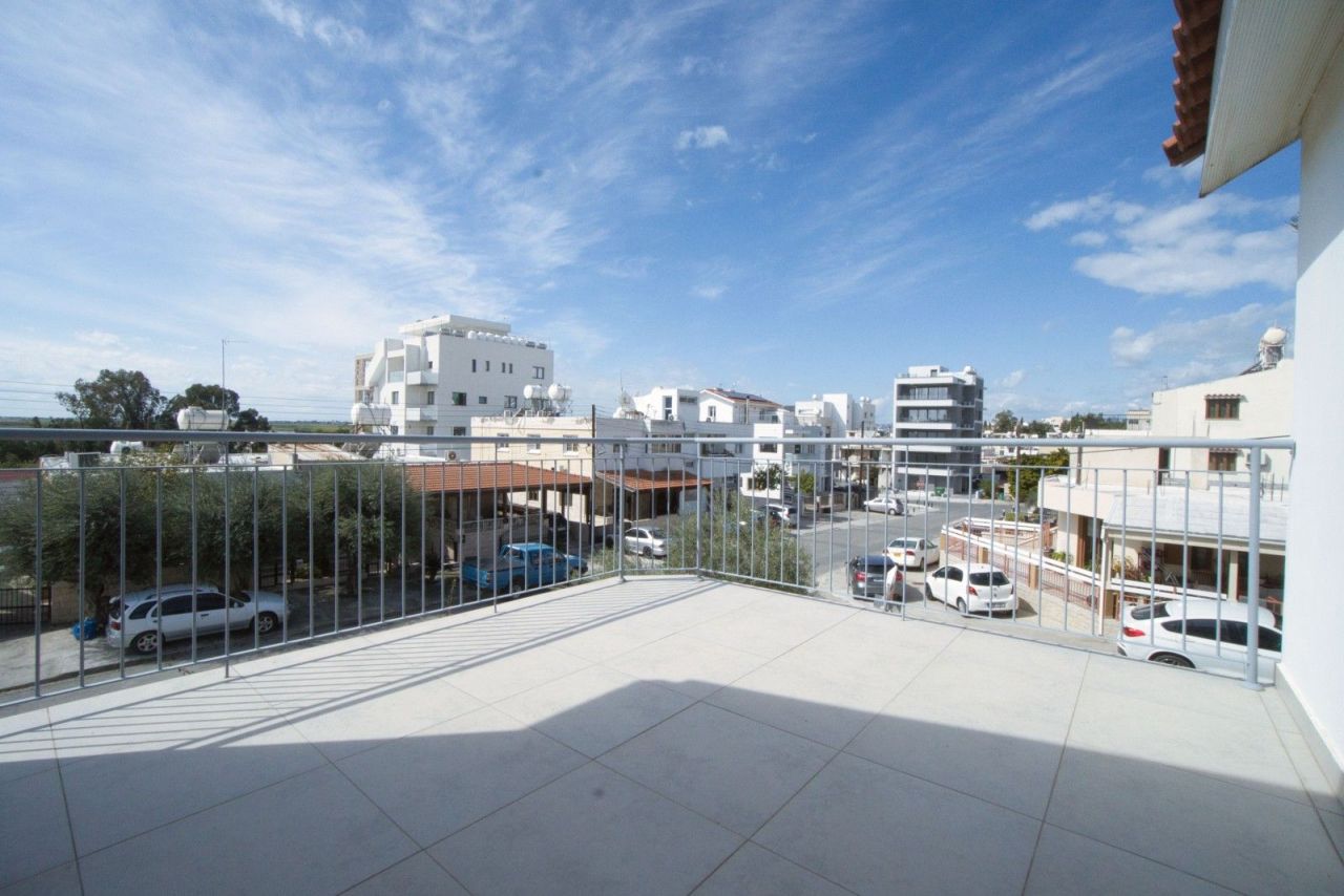 Вилла в Ларнаке, Кипр, 234 м² - фото 16