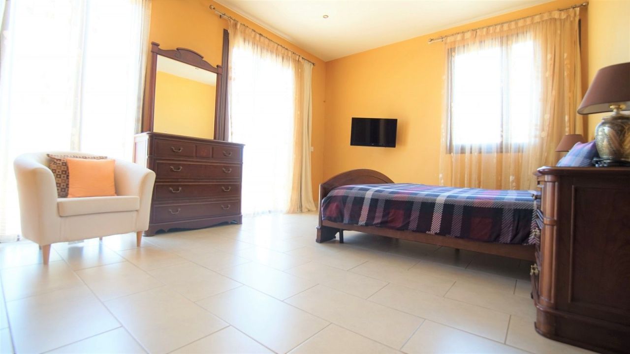 Вилла в Пафосе, Кипр, 760 м² - фото 17