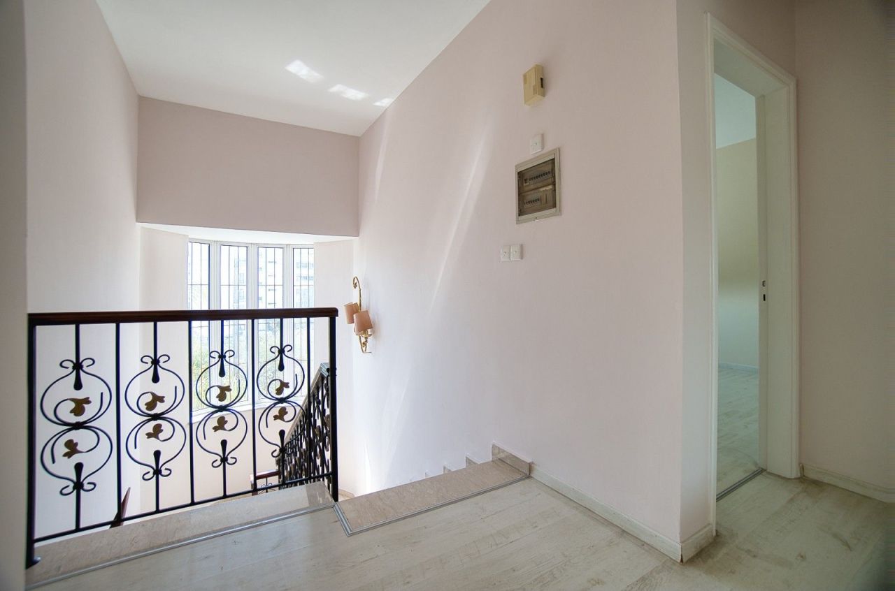 Вилла в Лимасоле, Кипр, 350 м² - фото 17