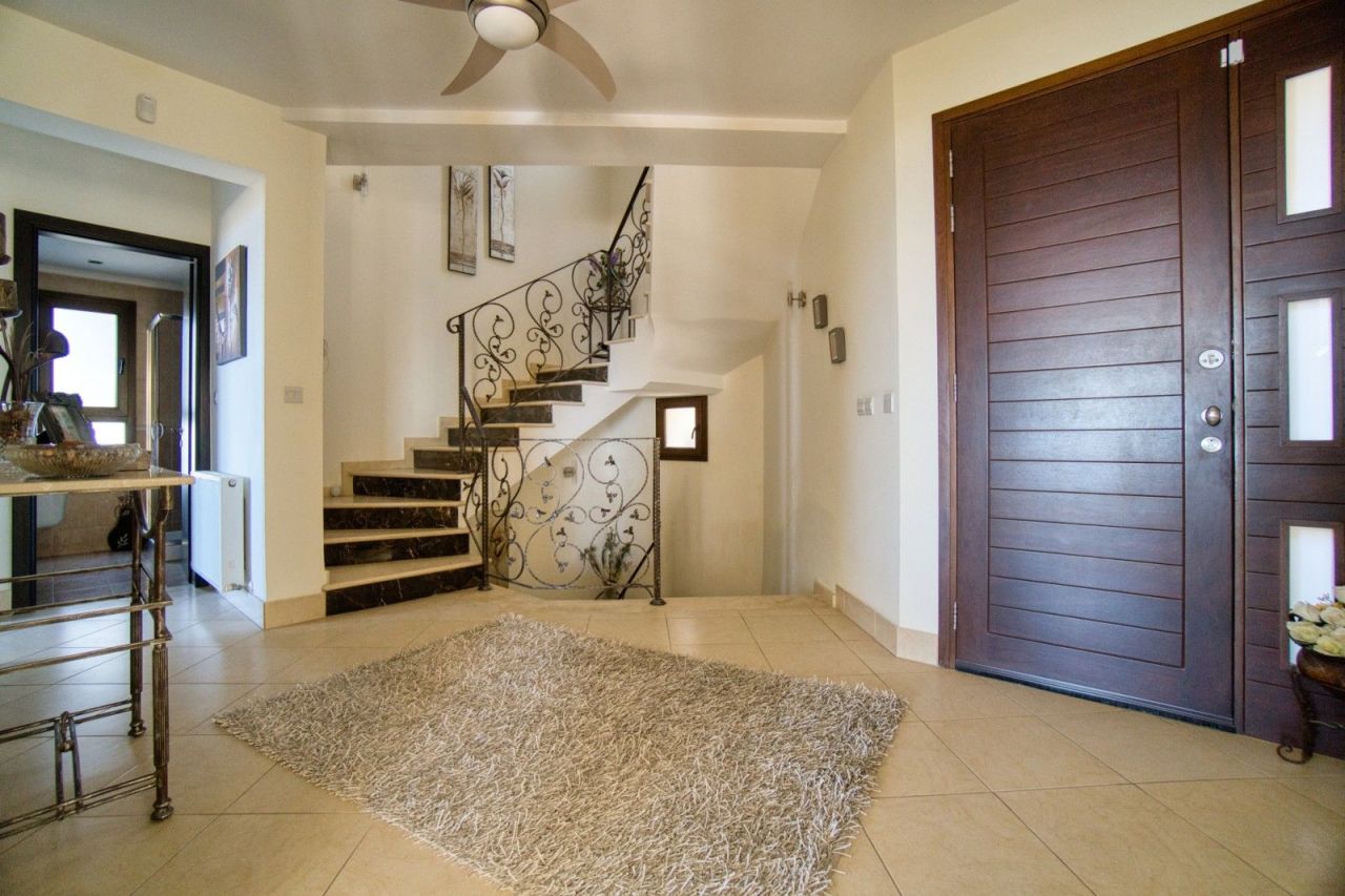 Вилла в Пафосе, Кипр, 330 м² - фото 17