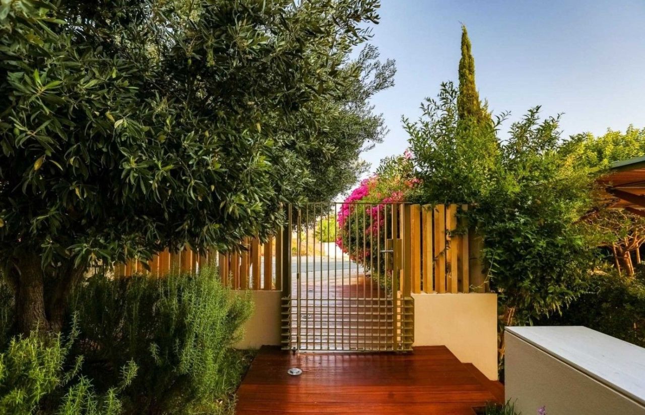 Вилла в Лимасоле, Кипр, 439 м² - фото 17