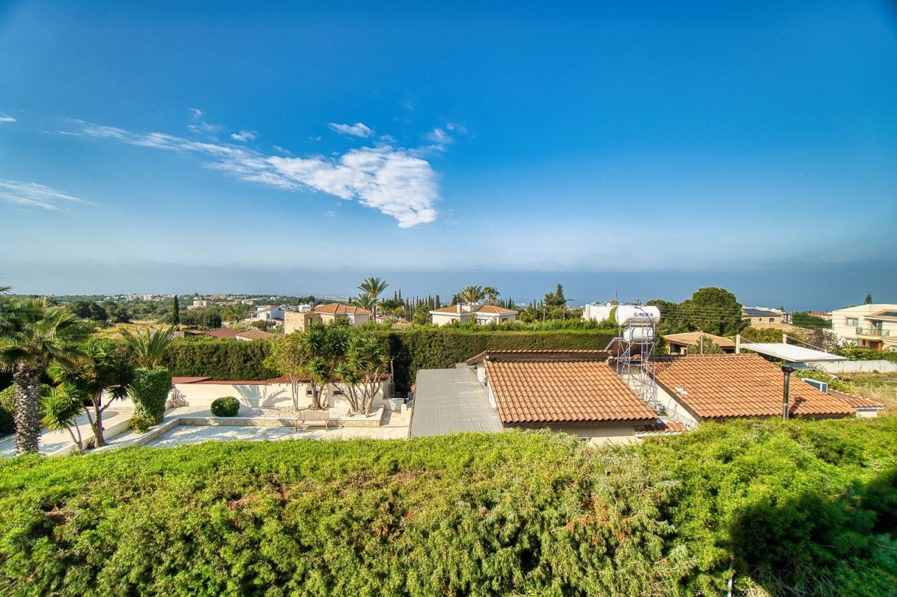 Вилла в Пафосе, Кипр, 350 м² - фото 18