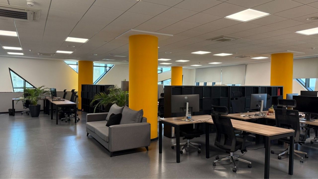 Офис в Лимасоле, Кипр, 1 800 м² - фото 18