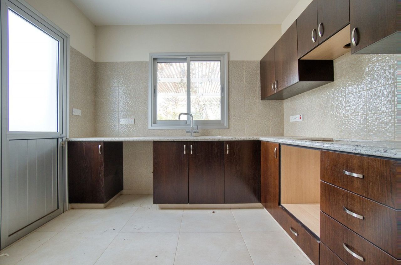 Вилла в Пафосе, Кипр, 140 м² - фото 18