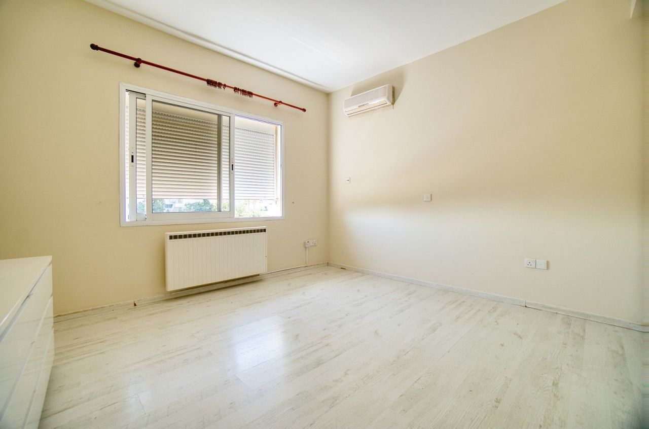 Вилла в Лимасоле, Кипр, 350 м² - фото 18