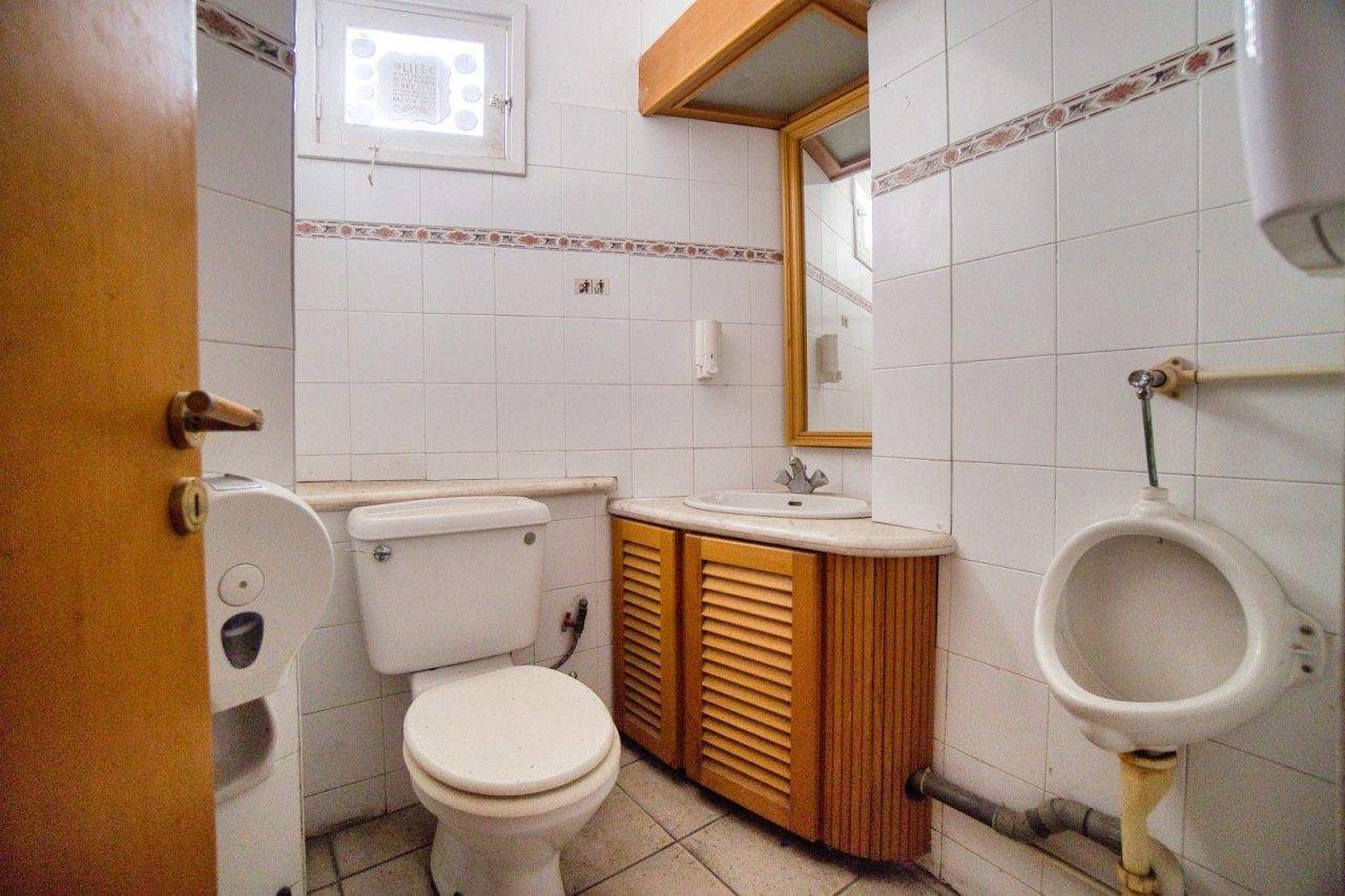 Кафе, ресторан в Пафосе, Кипр, 204 м² - фото 18