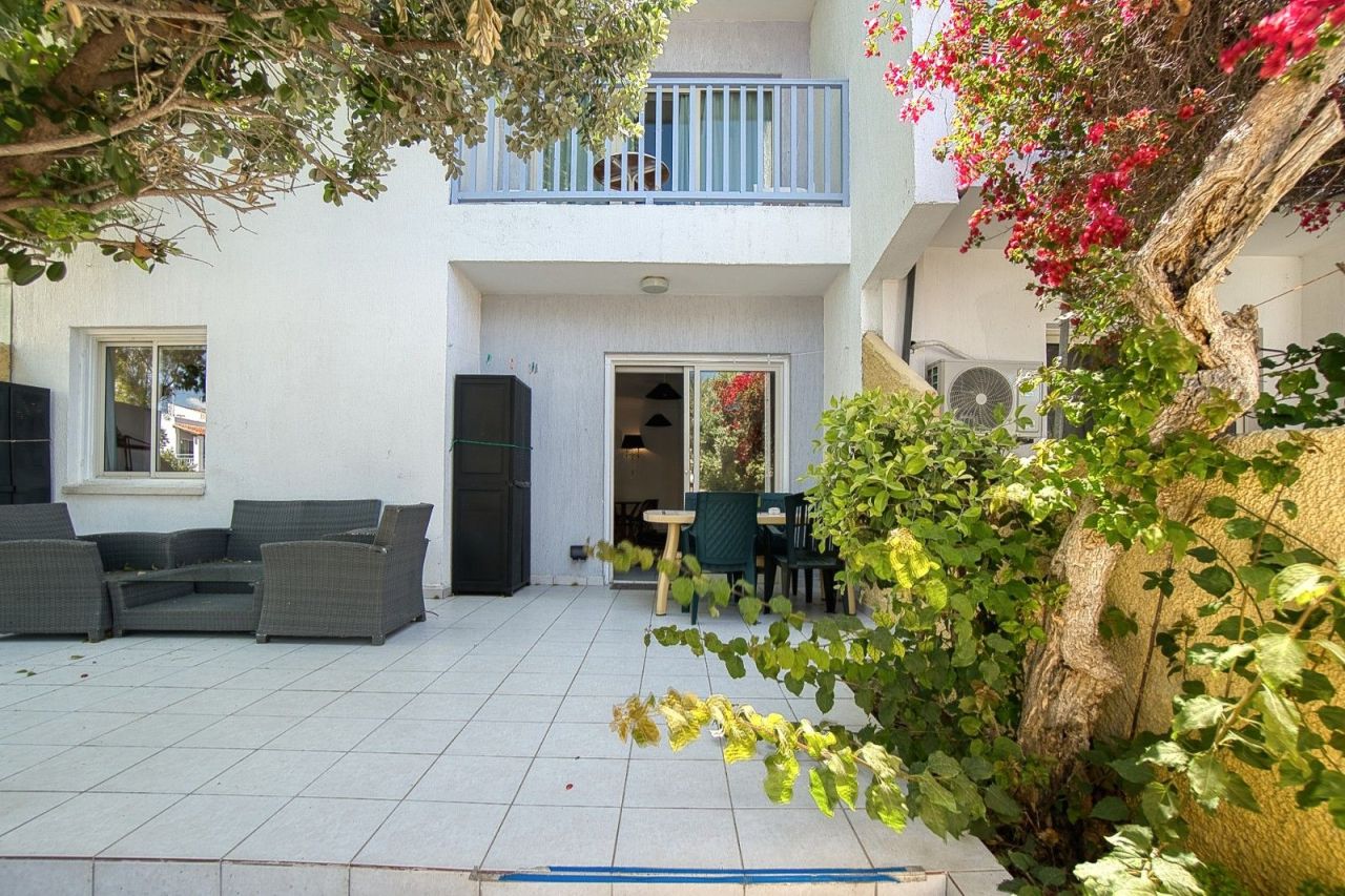 Апартаменты в Пафосе, Кипр, 52 м² - фото 18