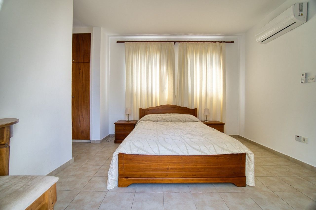 Вилла в Пафосе, Кипр, 140 м² - фото 18