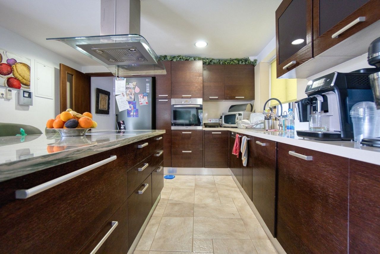 Вилла в Лимасоле, Кипр, 235 м² - фото 18