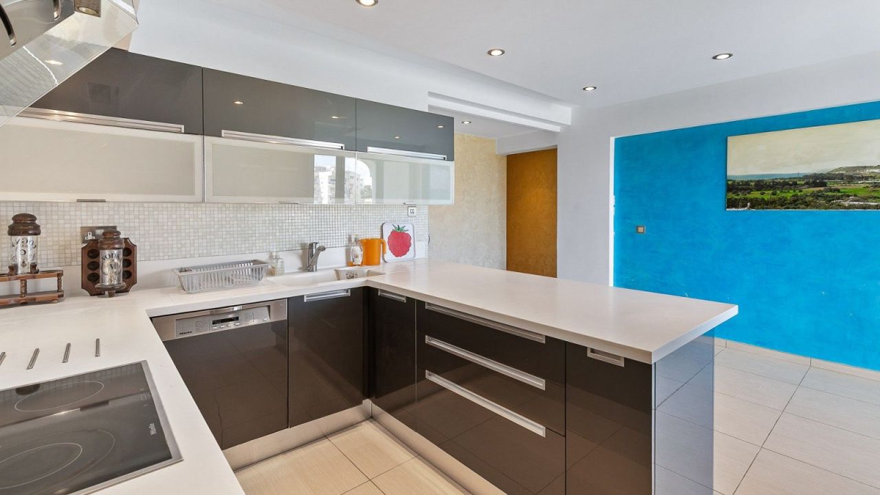 Апартаменты в Лимасоле, Кипр, 201 м² - фото 19