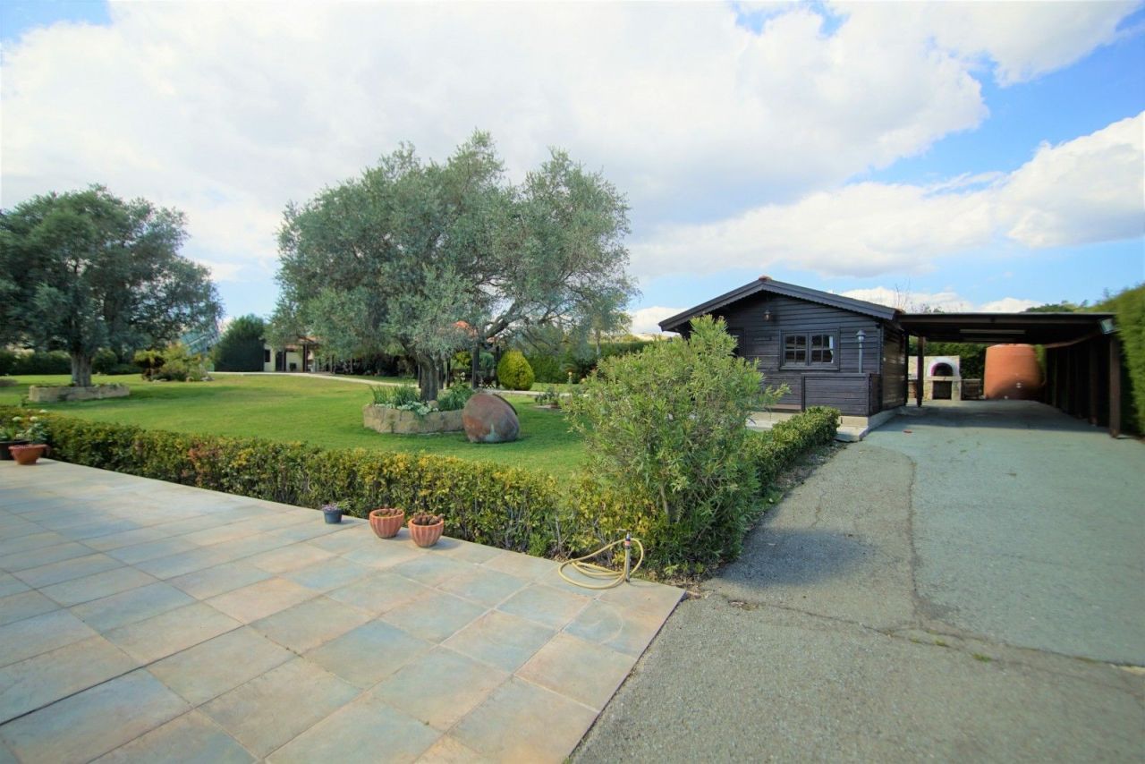 Вилла в Лимасоле, Кипр, 350 м² - фото 19