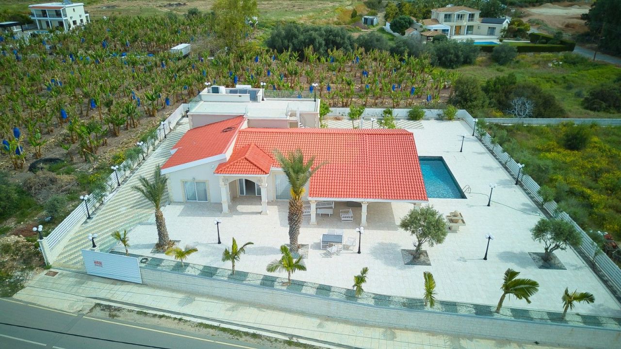 Бунгало в Пафосе, Кипр, 244 м² - фото 19