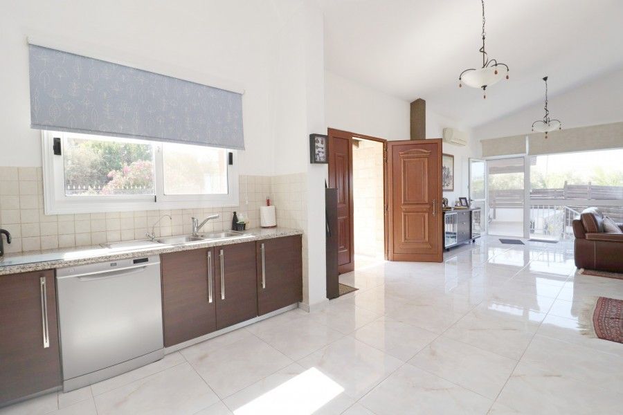 Вилла в Пафосе, Кипр, 350 м² - фото 19