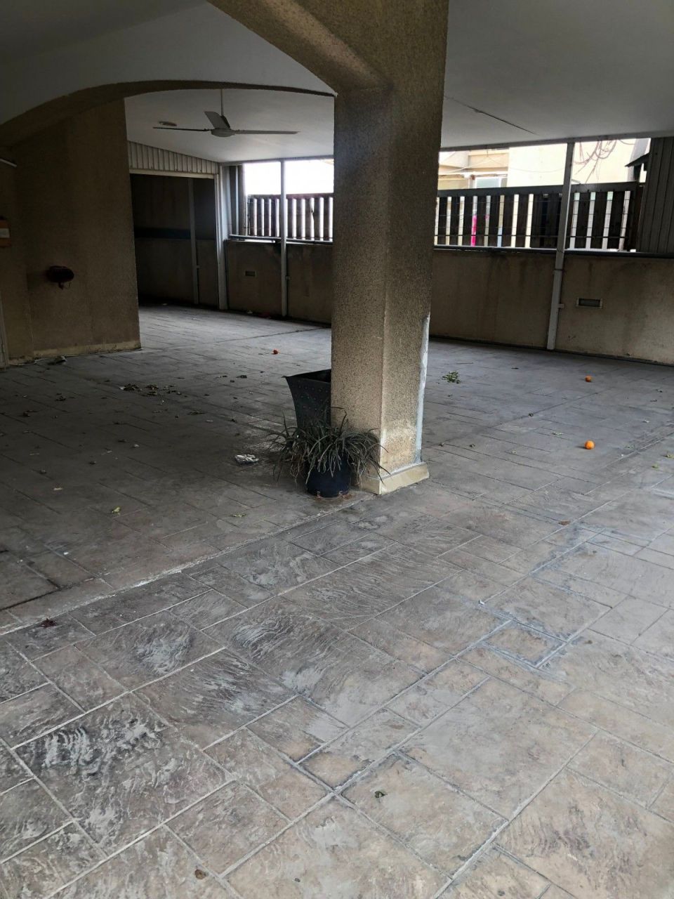 Коммерческая недвижимость в Лимасоле, Кипр, 1 000 м² - фото 19