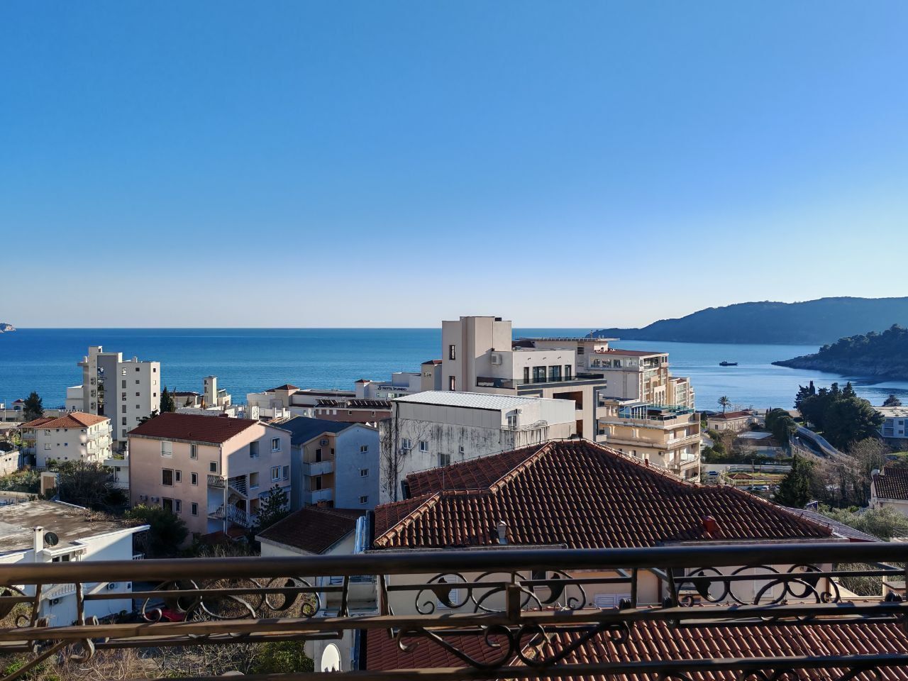 Квартира в Бечичи, Черногория, 38 м² - фото 1
