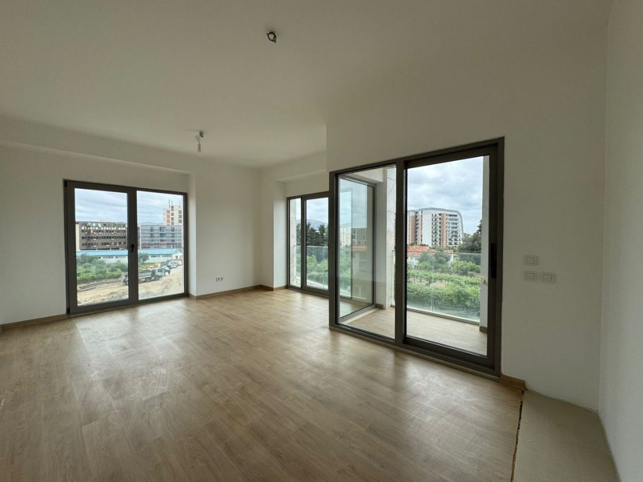 Квартира в Баре, Черногория, 73 м² - фото 2