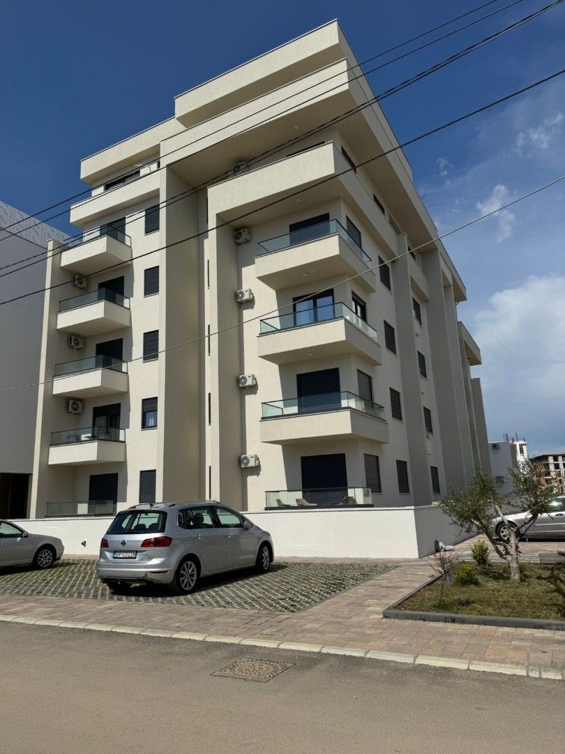 Квартира в Улцине, Черногория, 65 м² - фото 2