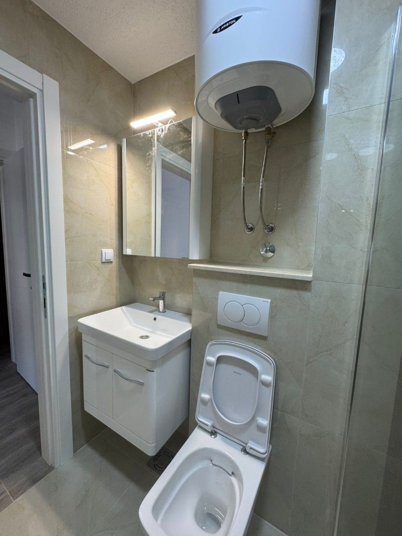 Квартира в Баре, Черногория, 60 м² - фото 2