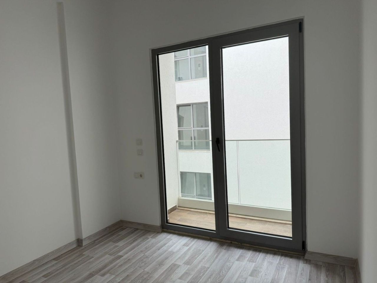 Квартира в Баре, Черногория, 74 м² - фото 9