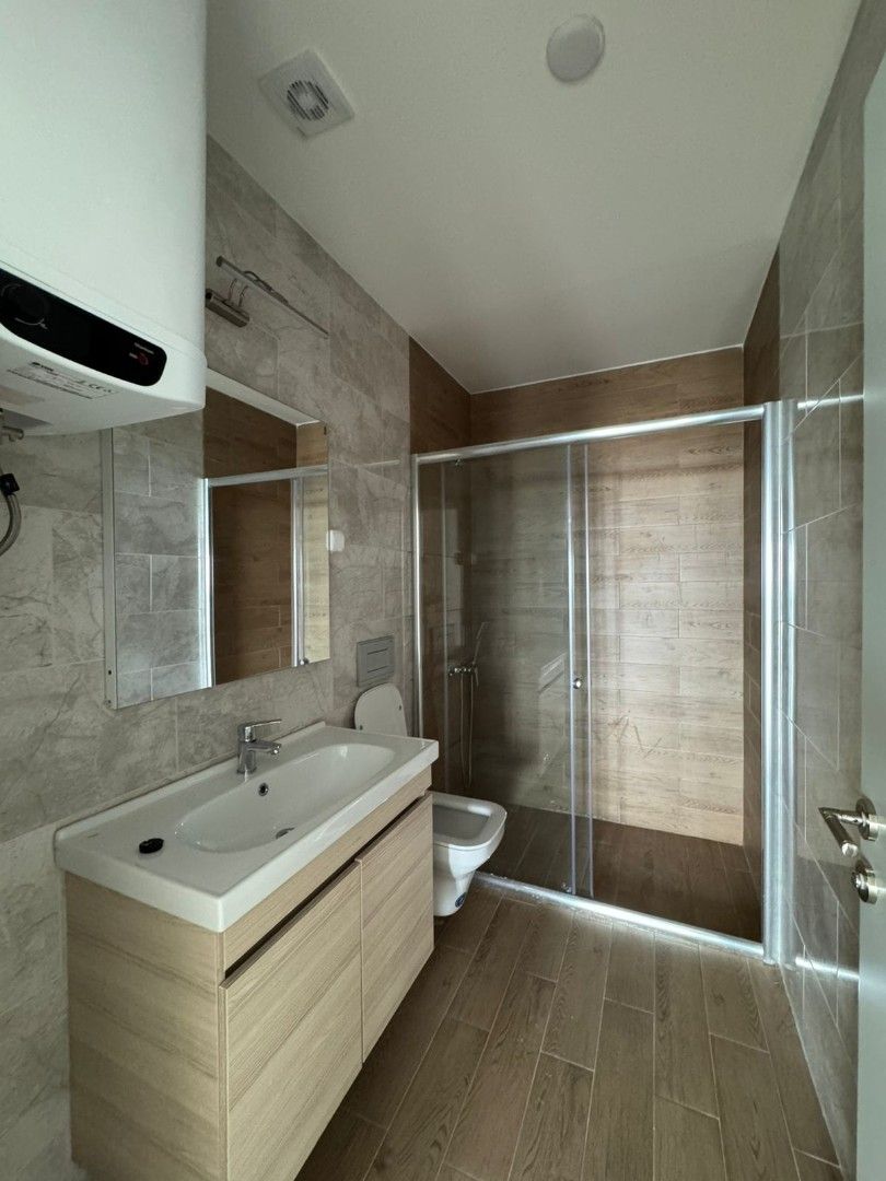 Квартира в Баре, Черногория, 74 м² - фото 11