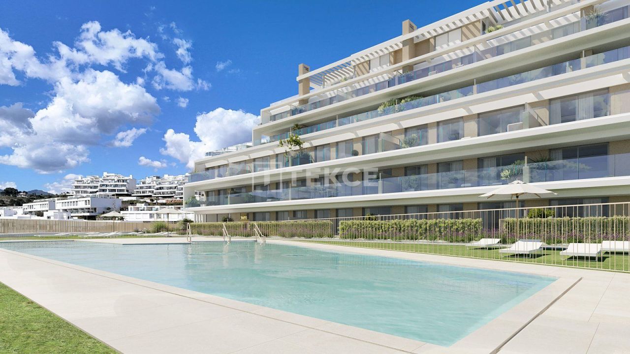 Апартаменты в Эстепоне, Испания, 81 м² - фото 1