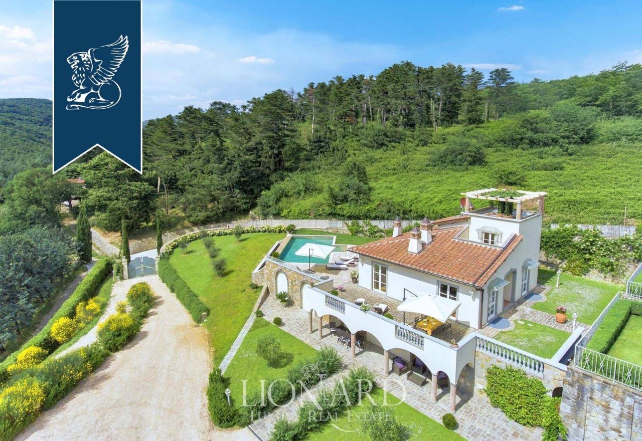 Вилла во Флоренции, Италия, 900 м² - фото 2