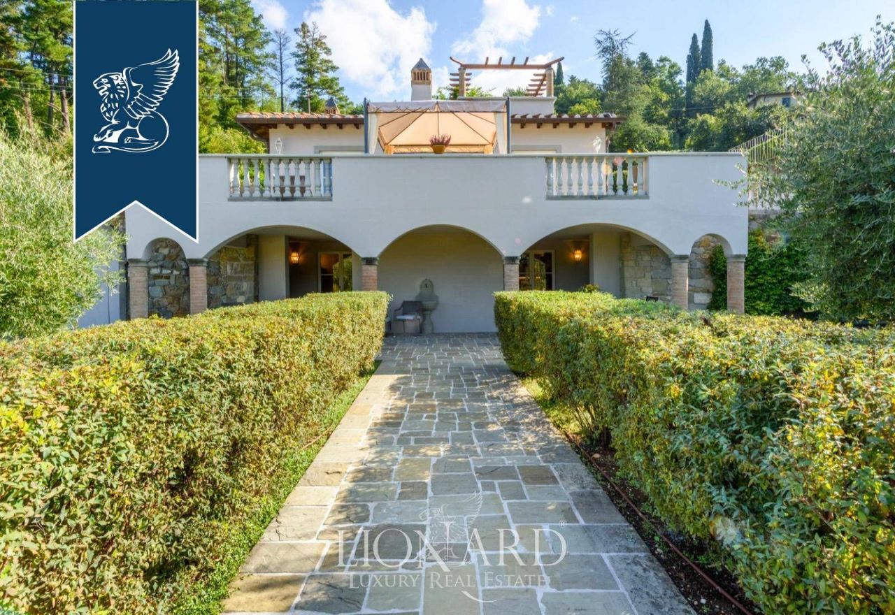 Вилла во Флоренции, Италия, 900 м² - фото 15