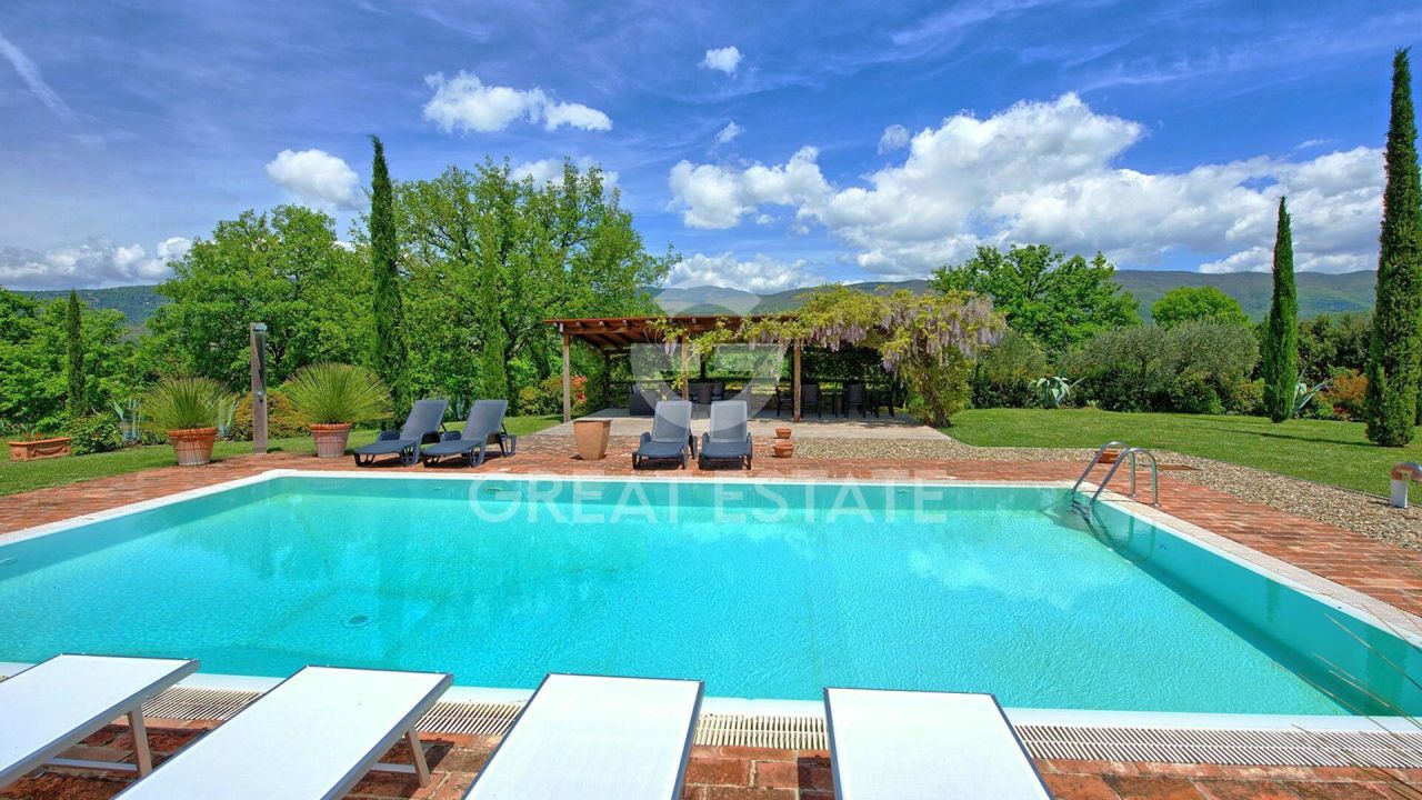 Дом в Кортоне, Италия, 314.4 м² - фото 7