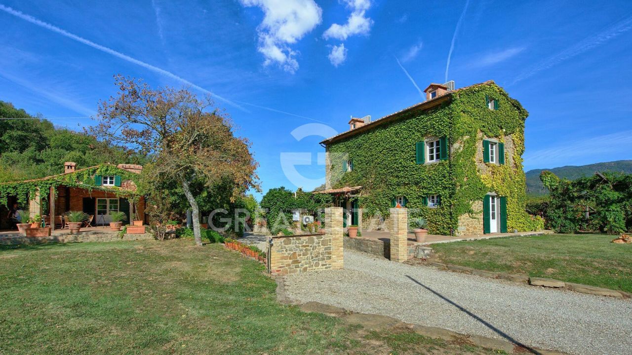 Дом в Кортоне, Италия, 314.4 м² - фото 9