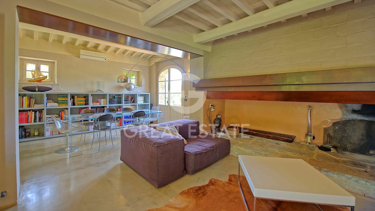 Дом в Кортоне, Италия, 314.4 м² - фото 13