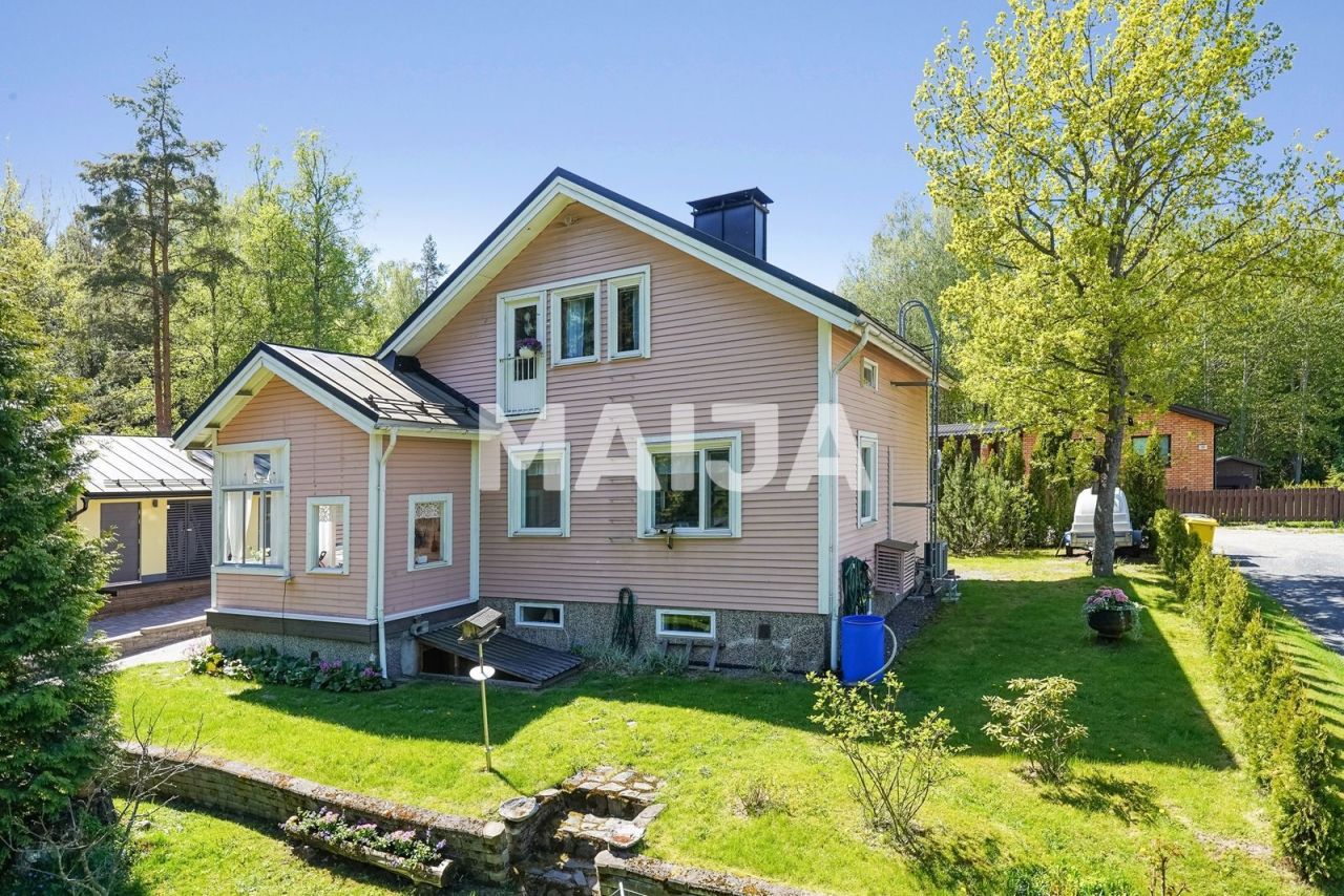 Дом в Хельсинки, Финляндия, 100 м² - фото 1