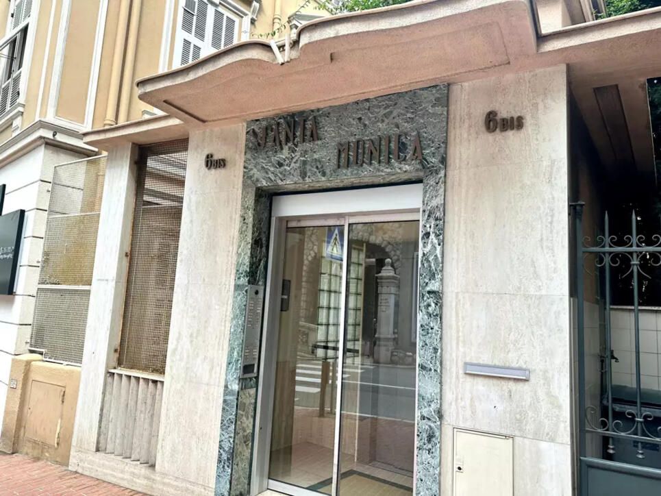 Апартаменты в Сен-Романе, Монако, 273 м² - фото 1