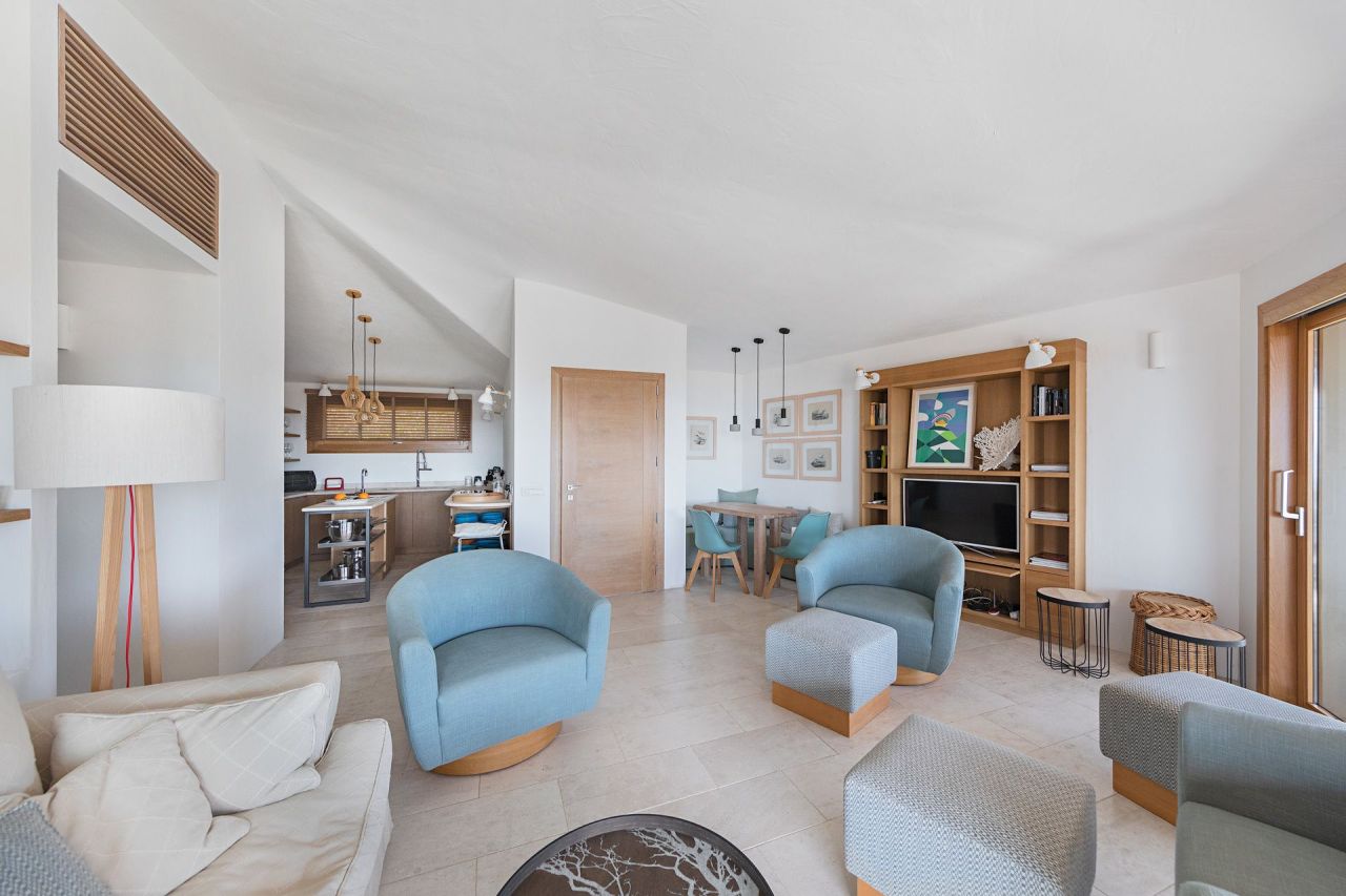 Вилла в Порто Черво, Италия, 300 м² - фото 3