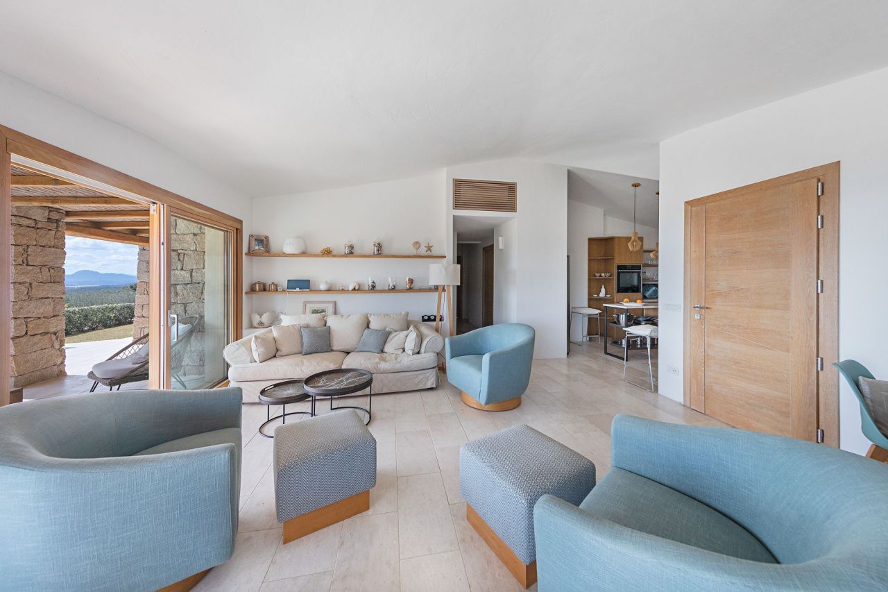 Вилла в Порто Черво, Италия, 300 м² - фото 4