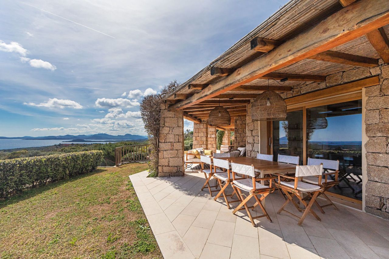 Вилла в Порто Черво, Италия, 300 м² - фото 11