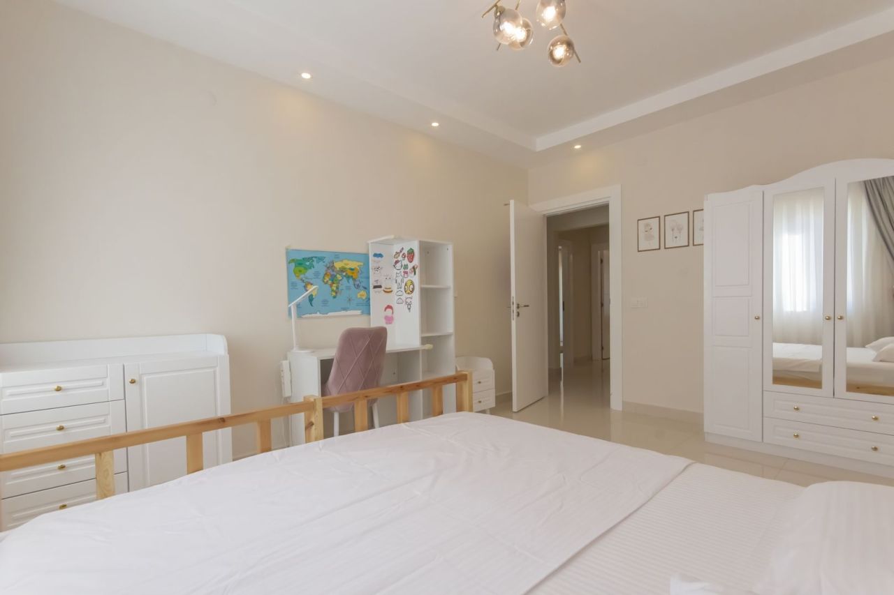 Квартира в Алании, Турция, 150 м² - фото 10