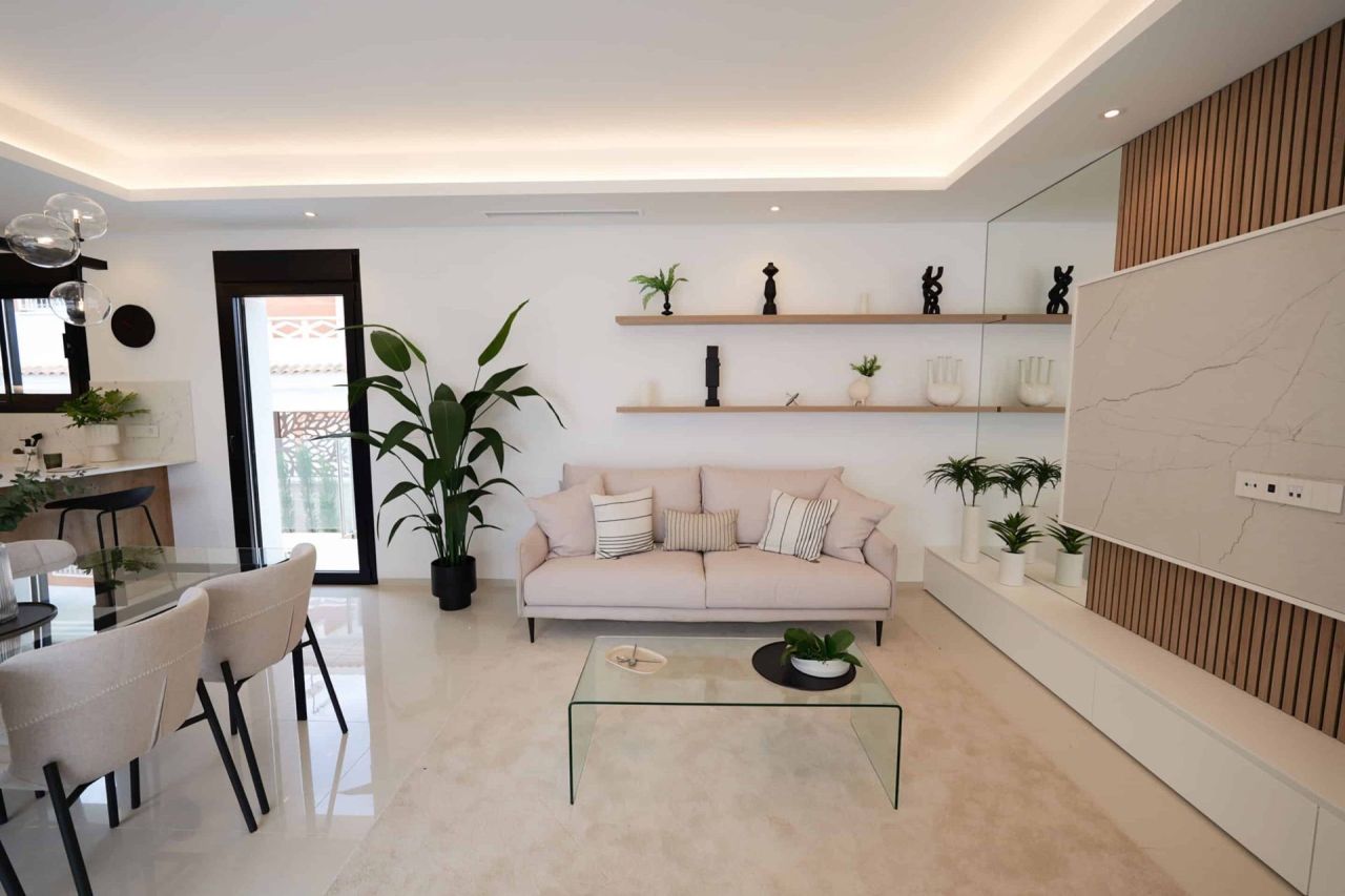 Вилла в Сьюдад-Кесада, Испания, 205 м² - фото 5