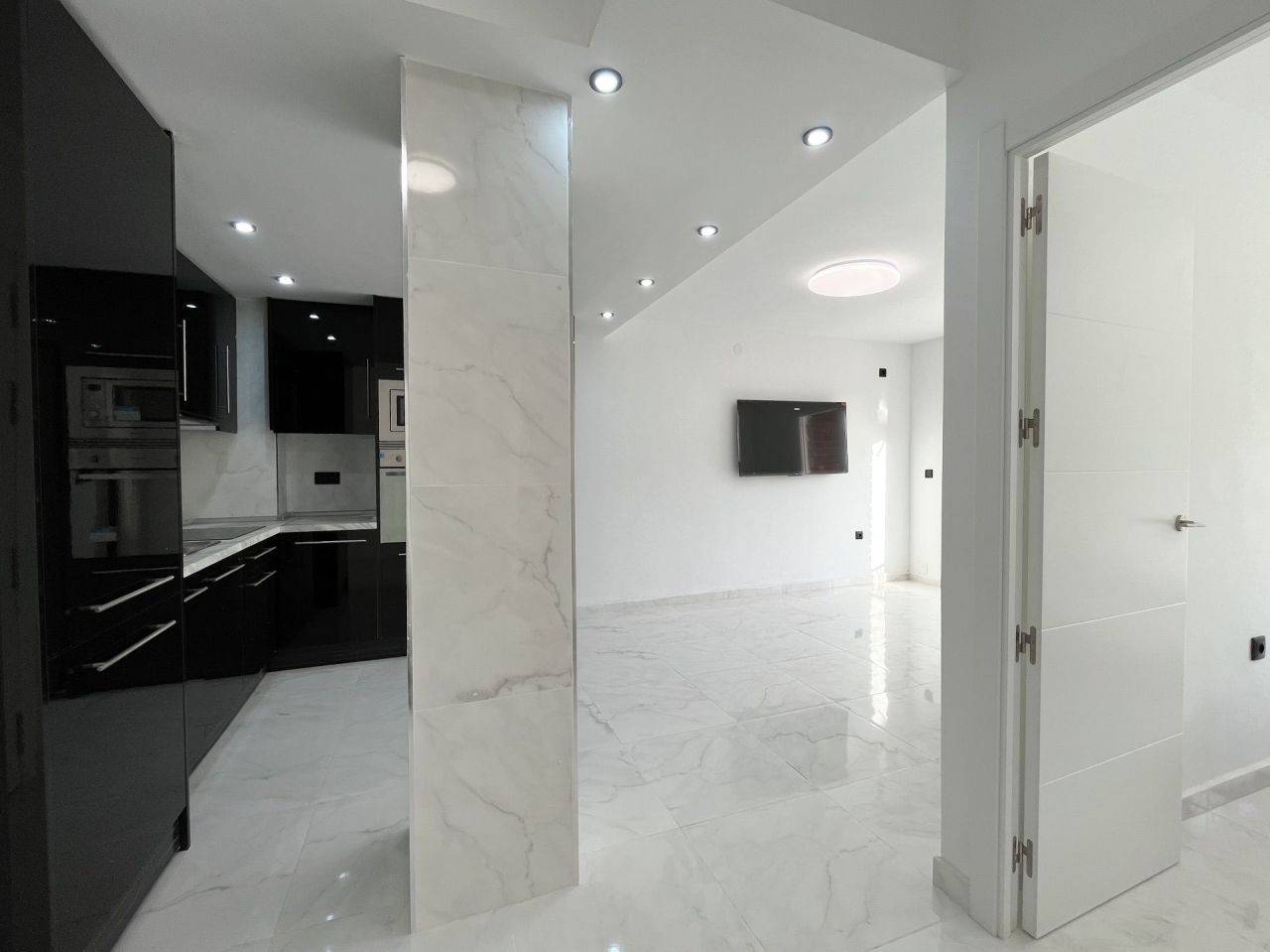 Квартира в Торревьехе, Испания, 75 м² - фото 10