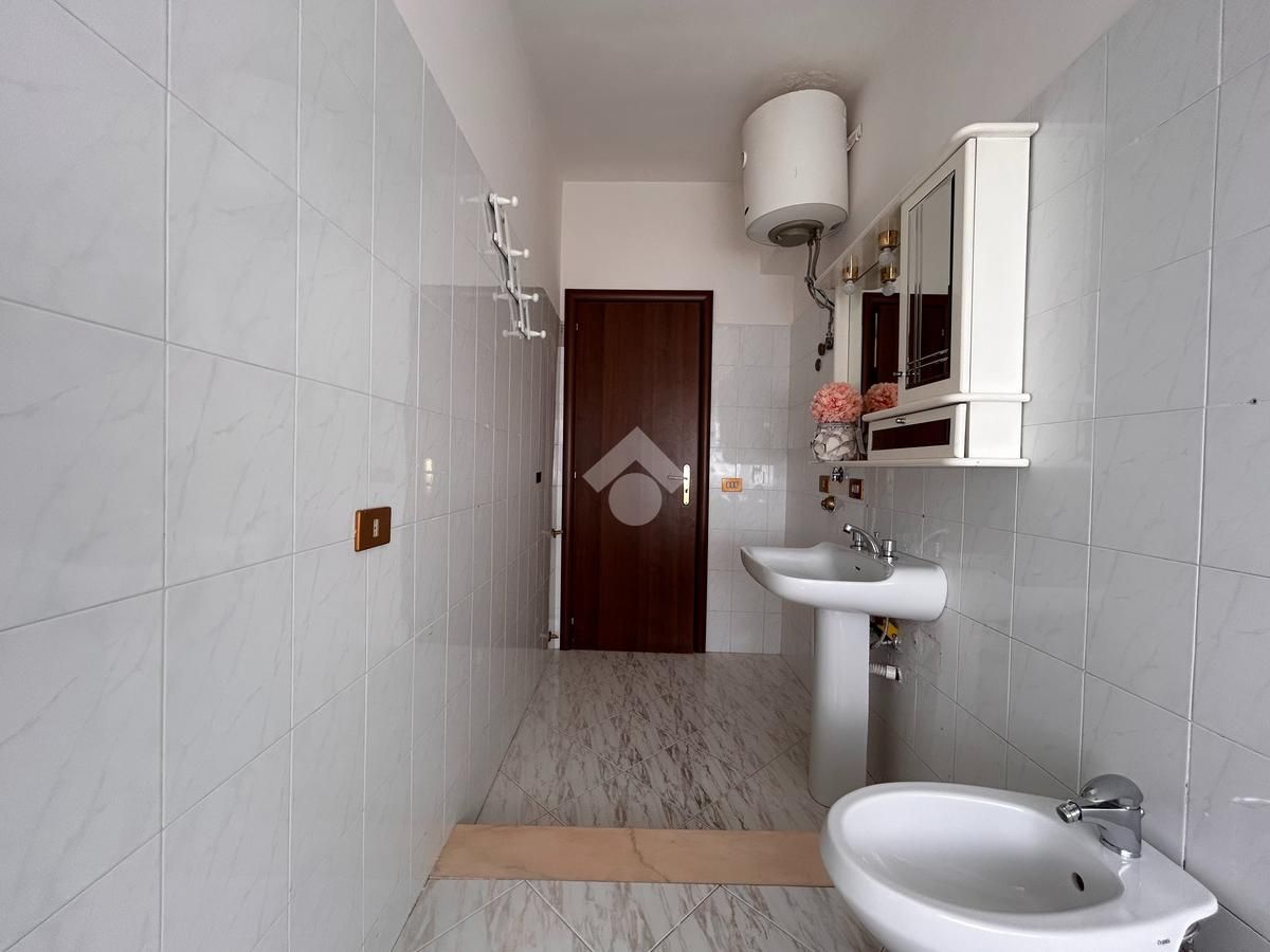 Квартира в Скалее, Италия, 76 м² - фото 9