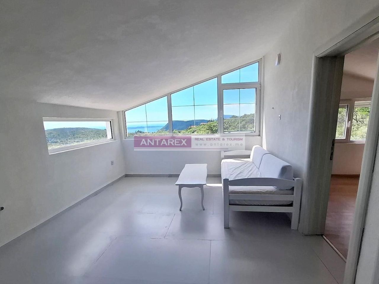 Вилла на полуострове Луштица, Черногория, 140 м² - фото 6