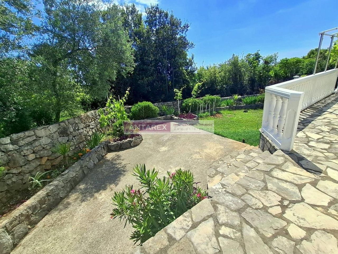 Вилла на полуострове Луштица, Черногория, 140 м² - фото 13