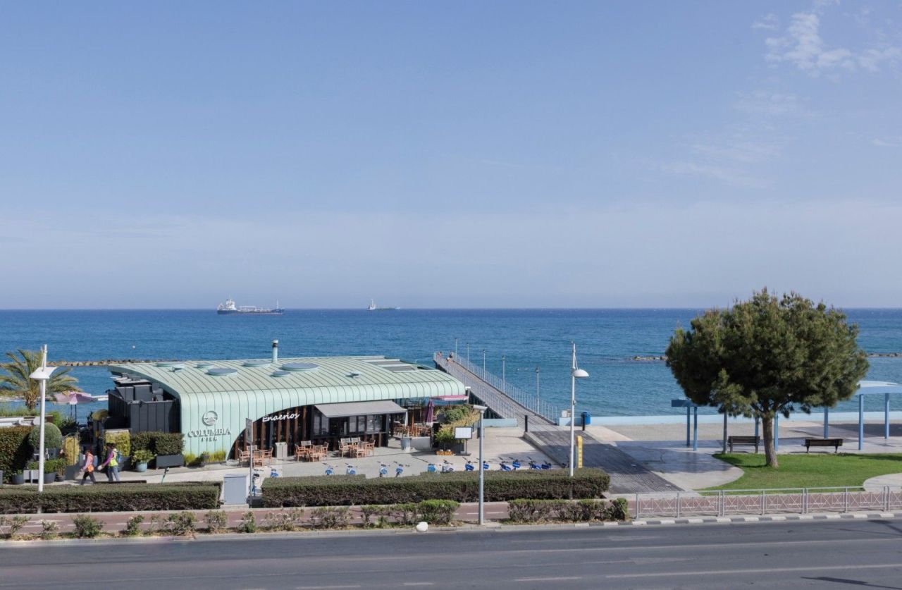 Офис в Лимасоле, Кипр, 1 114 м² - фото 3