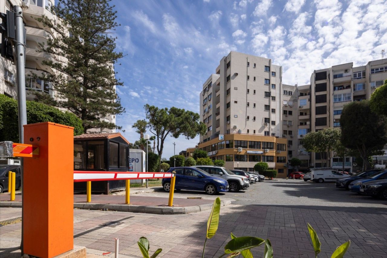 Офис в Лимасоле, Кипр, 1 114 м² - фото 8