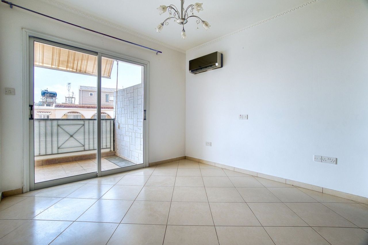 Апартаменты в Пафосе, Кипр, 74 м² - фото 10