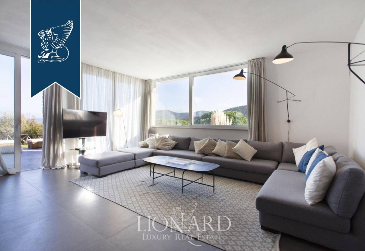 Вилла в Кастильоне-делла-Пеская, Италия, 350 м² - фото 13