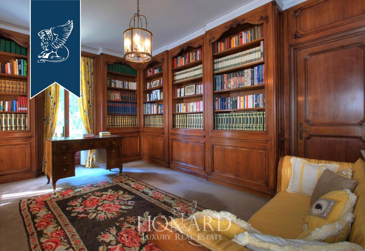 Вилла в Лекко, Италия, 900 м² - фото 13