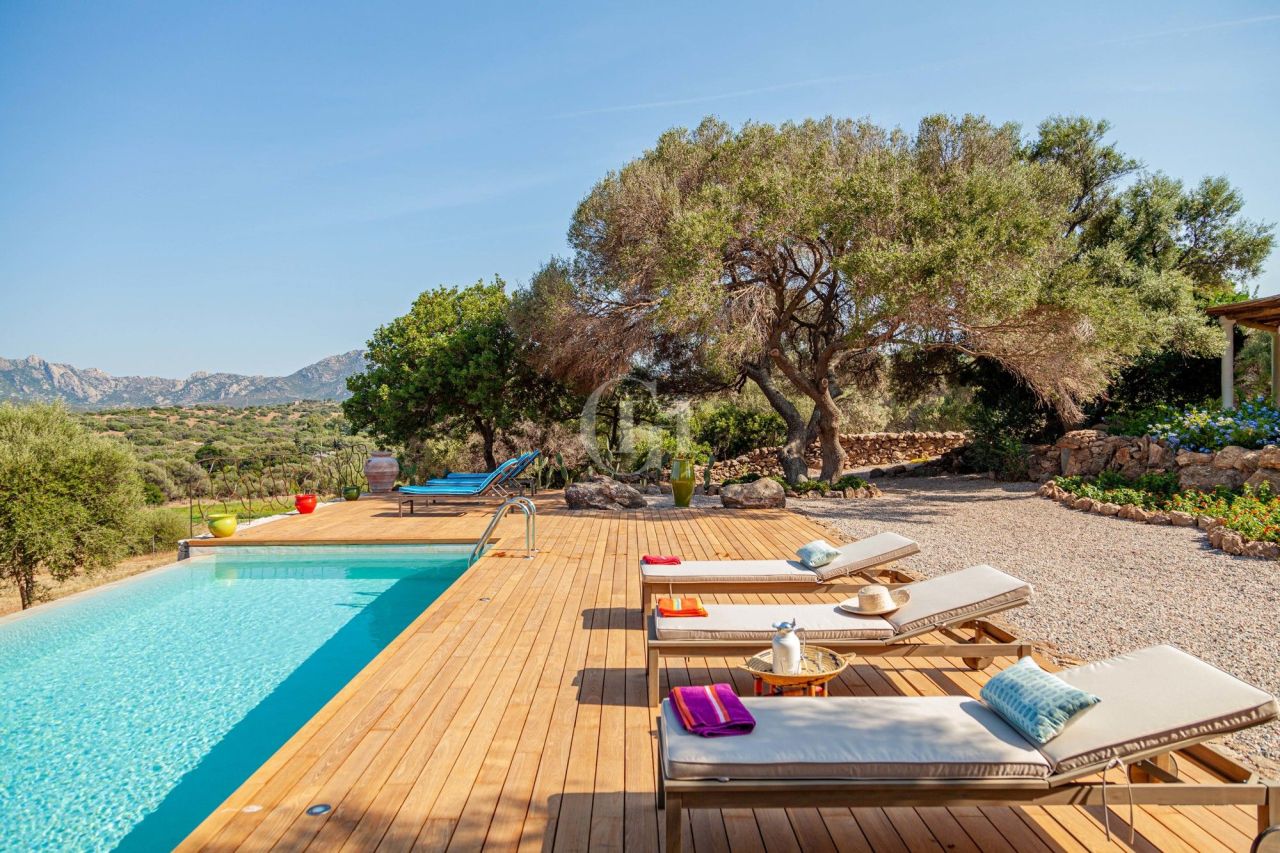 Вилла в Арцакене, Италия, 200 м² - фото 2