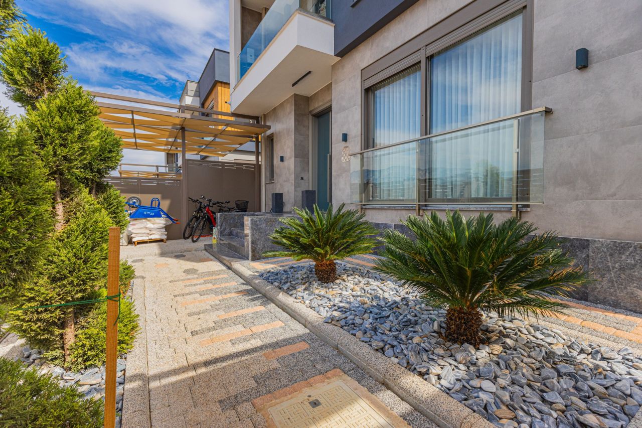 Вилла в Анталии, Турция, 402 м² - фото 2