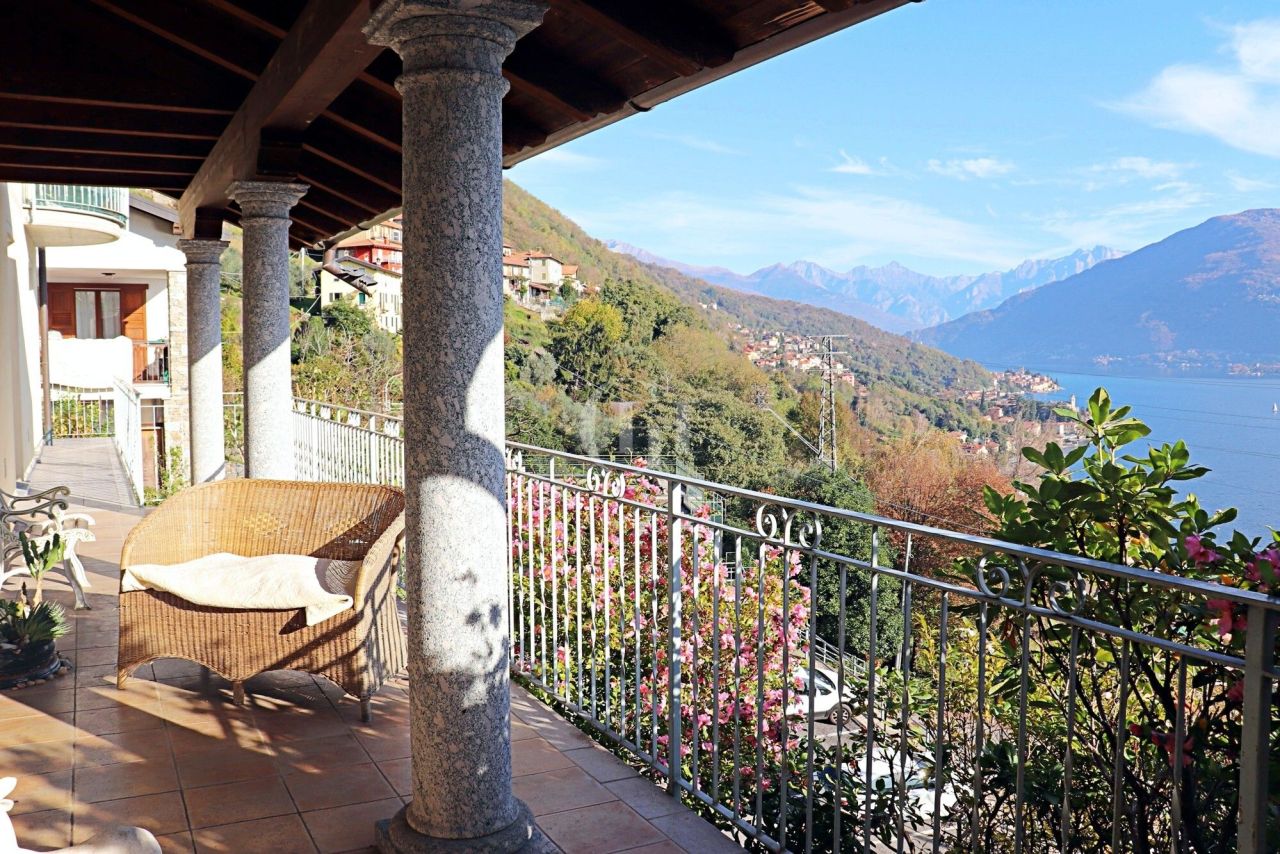 Вилла у озера Комо, Италия, 450 м² - фото 6